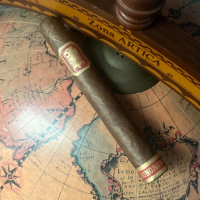 Drew Estate Undercrown SG Robusto Cigar - 1 Single (Discontinued)